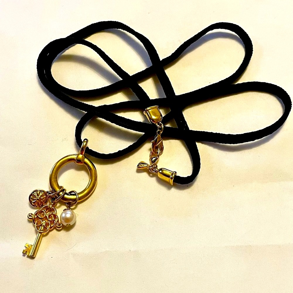 Vintage Liz Claiborne Key, Pearl & Flower Charm Pendant Necklace